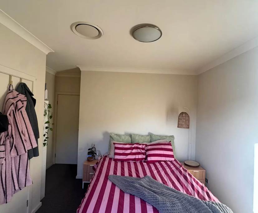 Unfurnished room in a share house