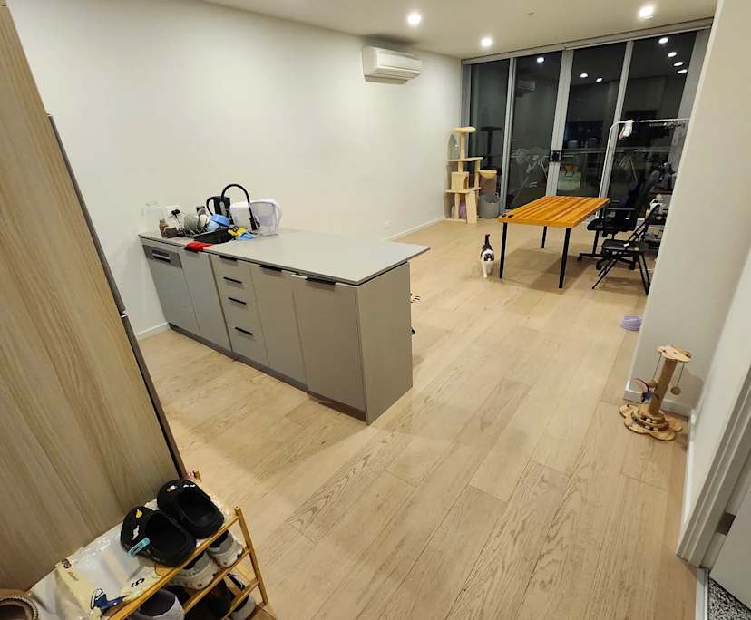 Furnished room in a share house
