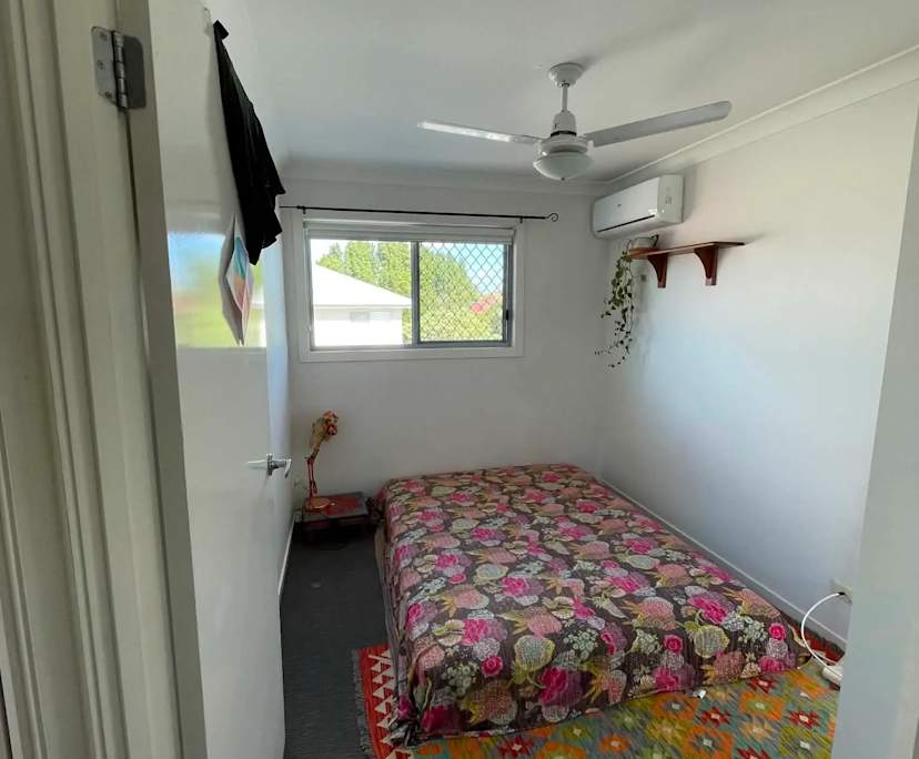 Unfurnished room with own bathroom