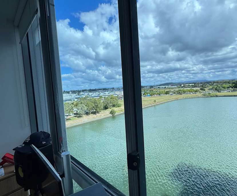 $450, Flatshare, 3 bathrooms, Biggera Waters QLD 4216