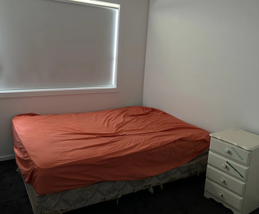 $220, Share-house, 4 bathrooms, Huntly VIC 3551