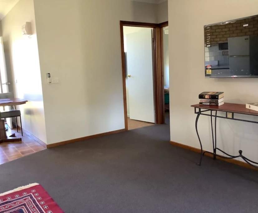 $450, Granny-flat, 2 bathrooms, Finley NSW 2713