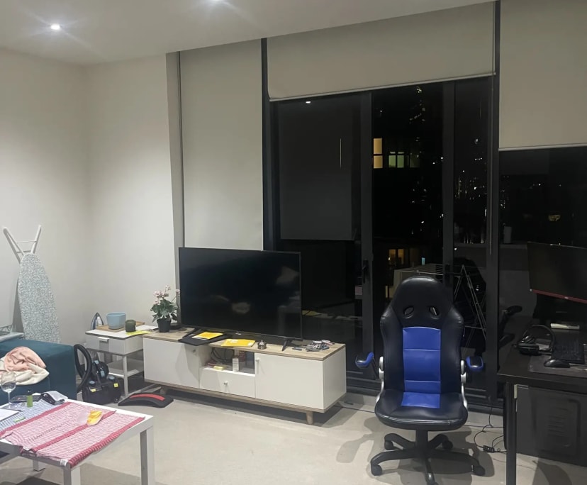 Furnished room in a flatshare
