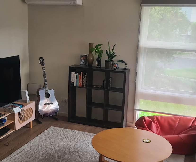 Unfurnished room in a share house