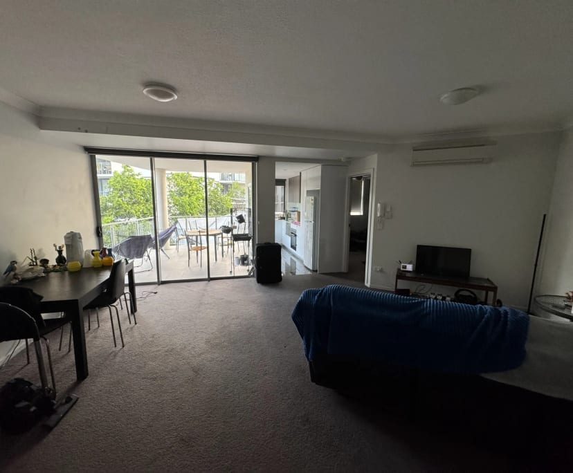 Unfurnished room with own bathroom