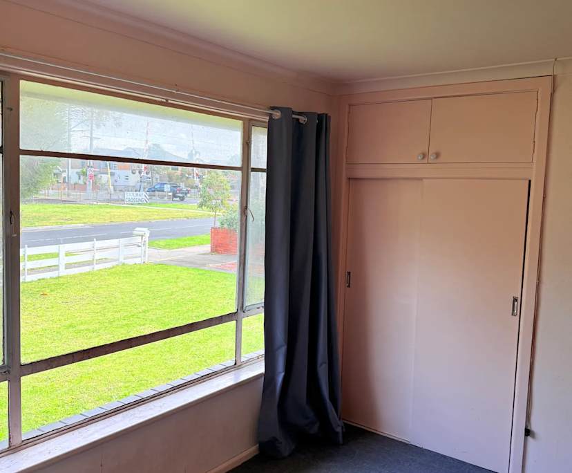 Room in a share house