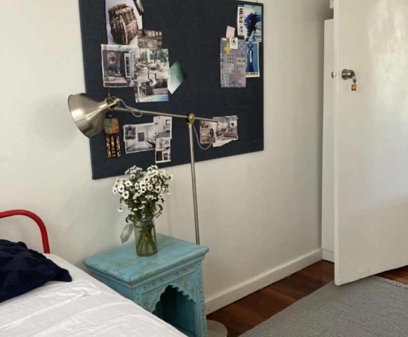 Room for Rent in White Gum Valley, Perth 300, Fur...