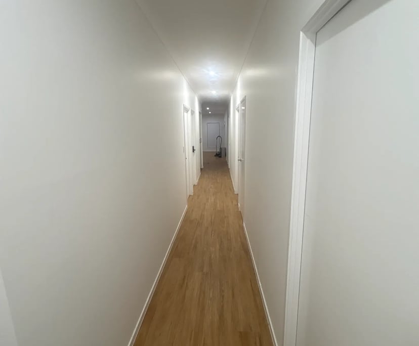 $300, Share-house, 3 bathrooms, Logan Reserve QLD 4133