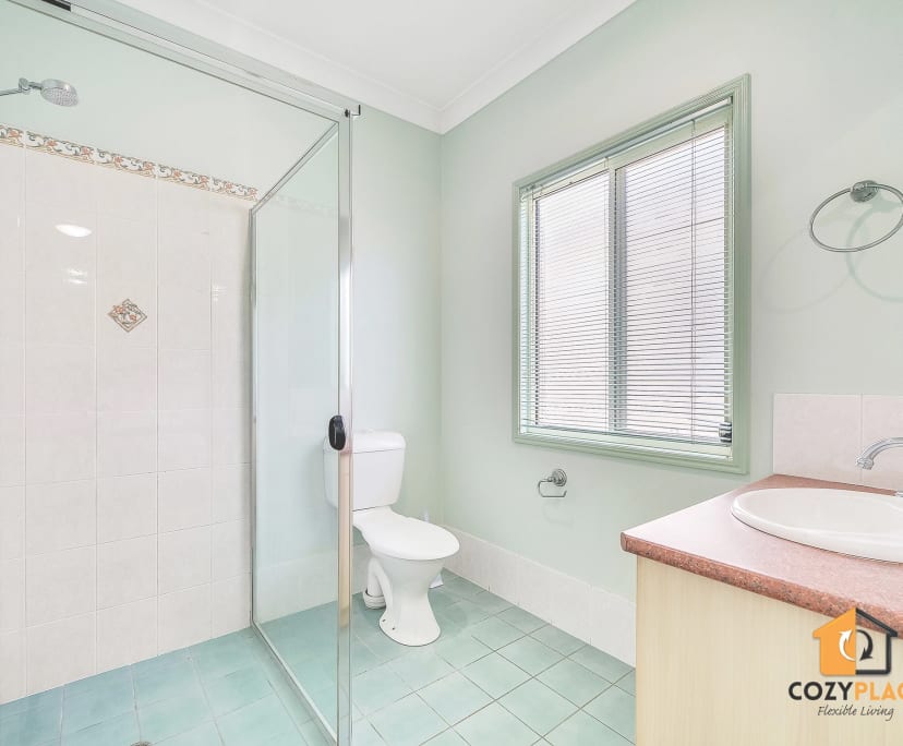 $155, Share-house, 3 bathrooms, East Brisbane QLD 4169