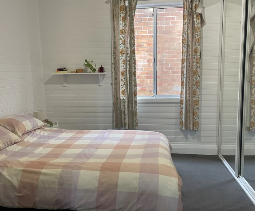 Unfurnished room in a share house