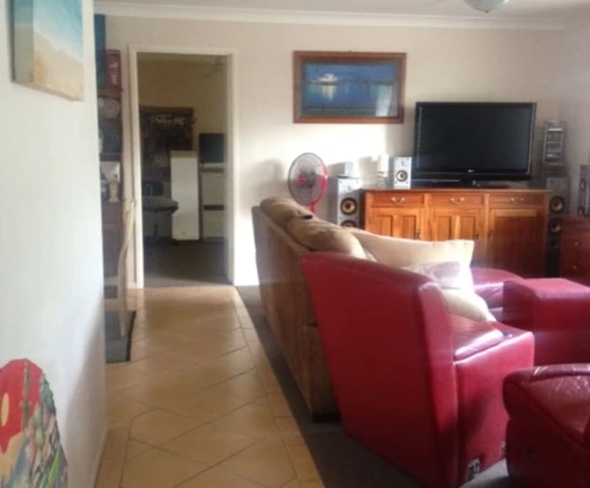 $250, Share-house, 4 bathrooms, Edens Landing QLD 4207
