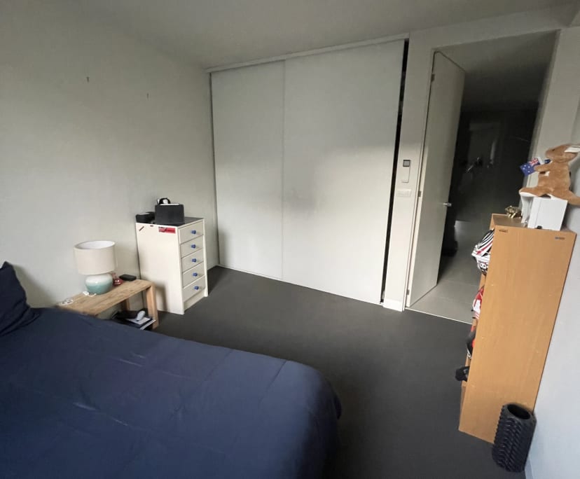 Furnished room with ensuite in a flatshare