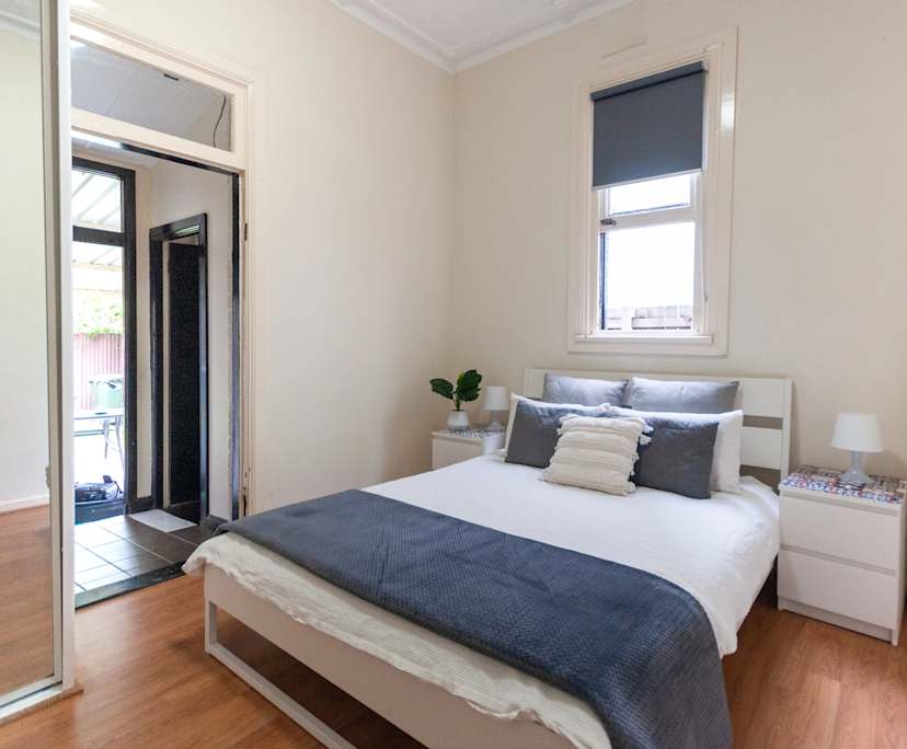 $380, Share-house, 6 bathrooms, Petersham NSW 2049