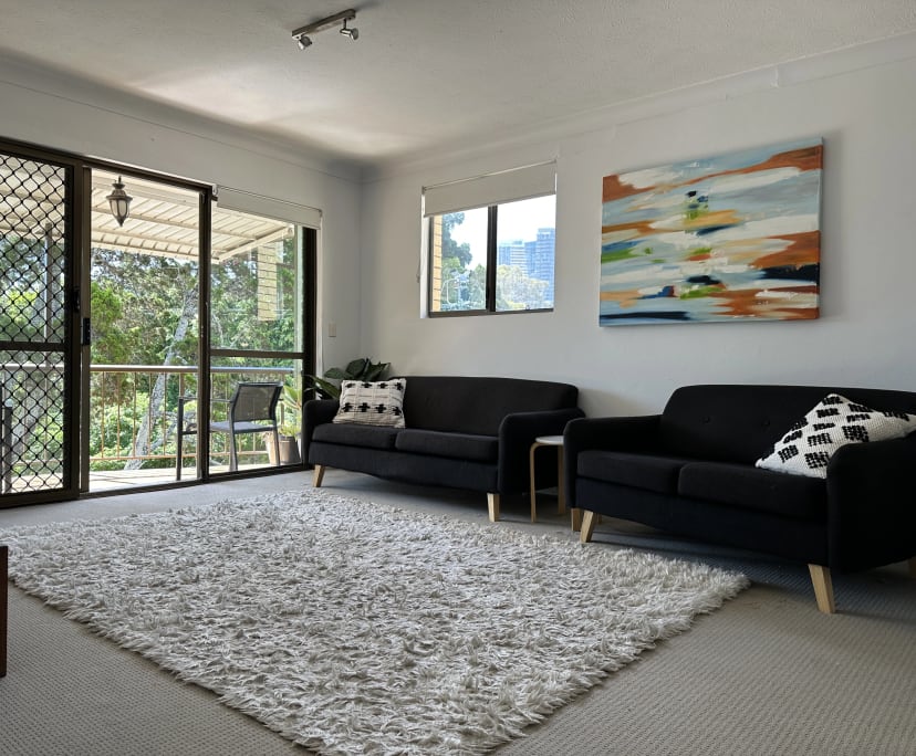 Furnished room in a flatshare