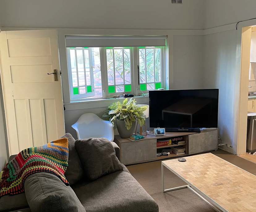 Whole property with 2 rooms for rent