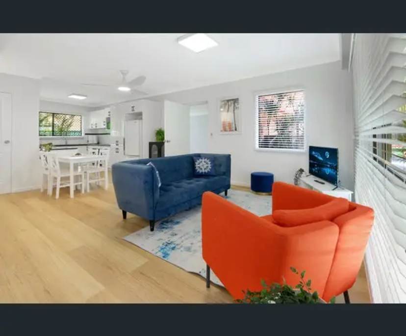 Furnished room in a share house