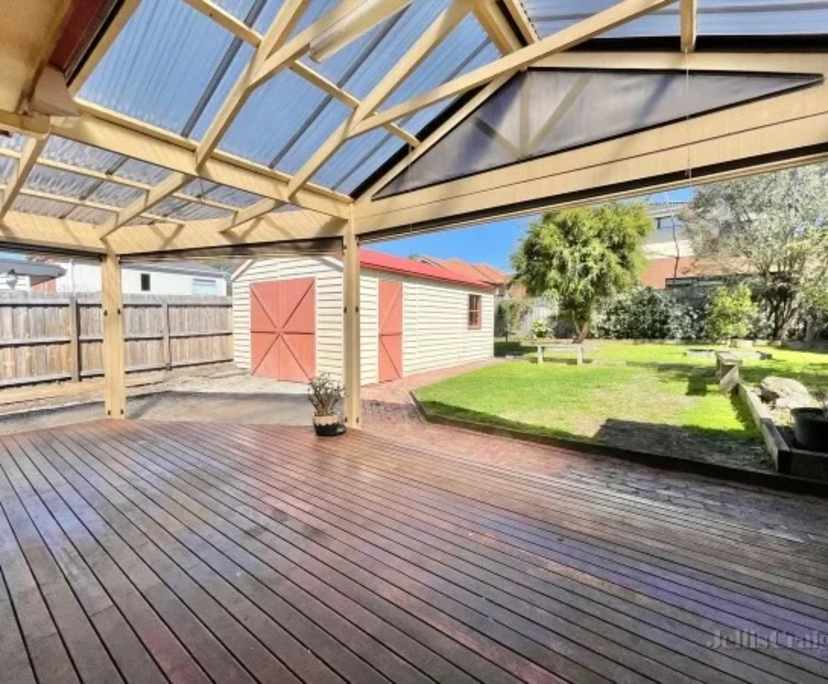 Unfurnished room in a share house