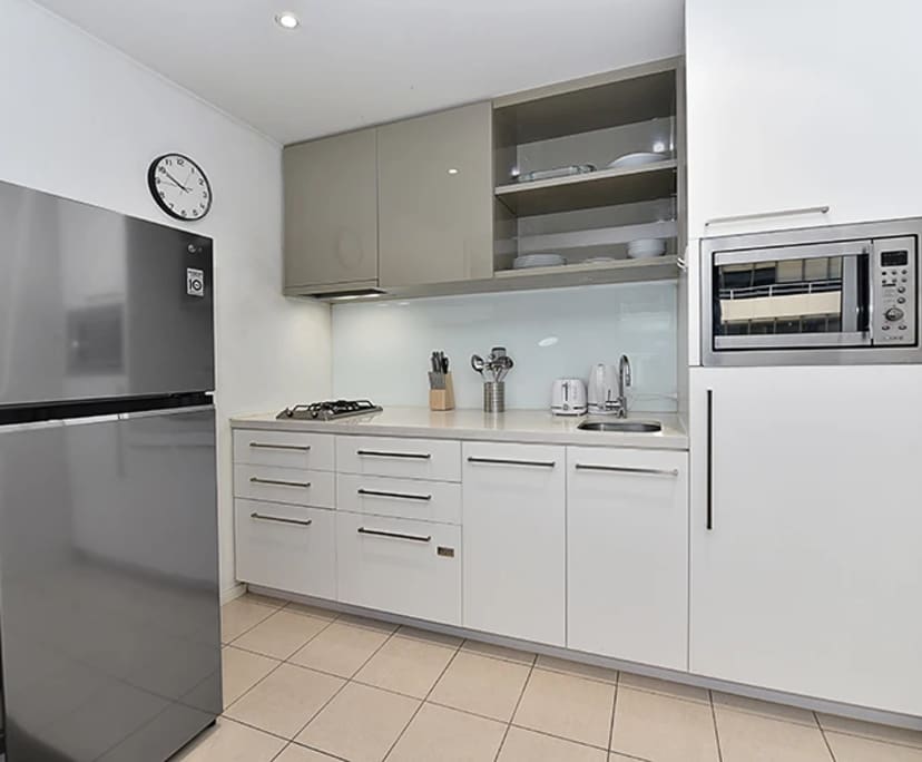 $710, 1-bed, 1 bathroom, Melbourne VIC 3004