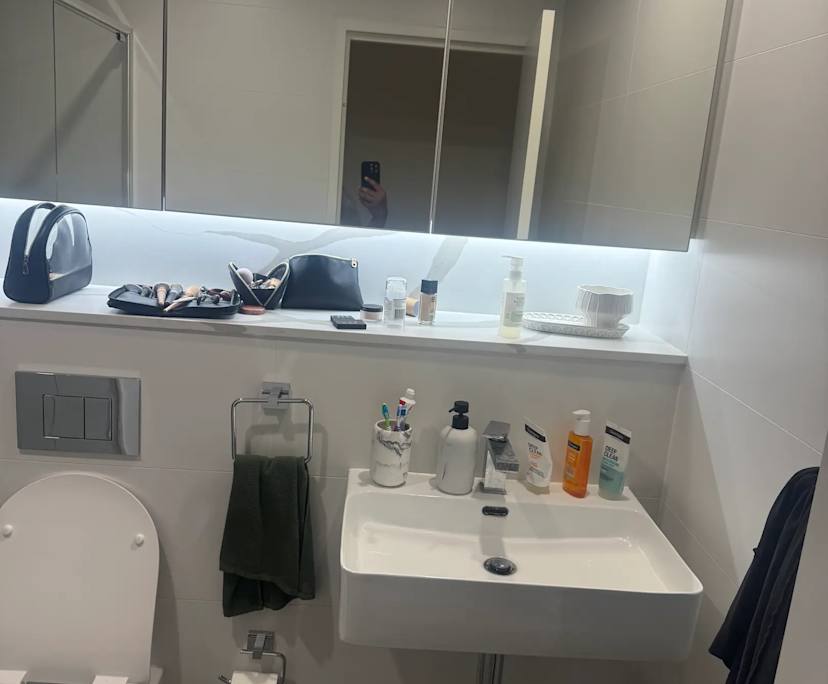 Unfurnished room with own bathroom