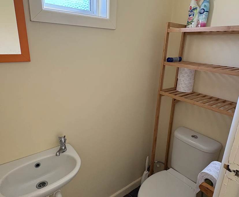 $220, Share-house, 3 bathrooms, Warrnambool VIC 3280