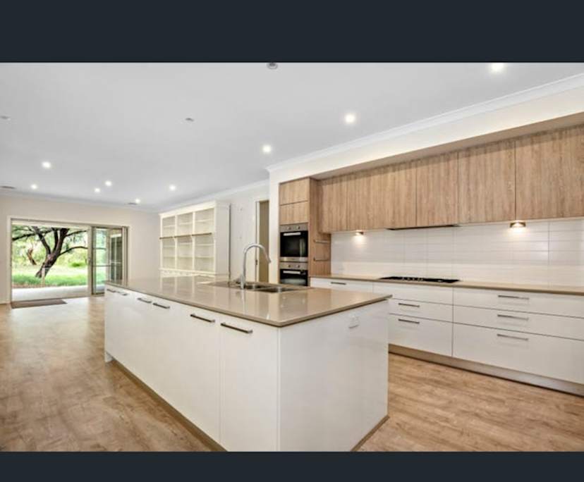 Whole property with 3 rooms for rent