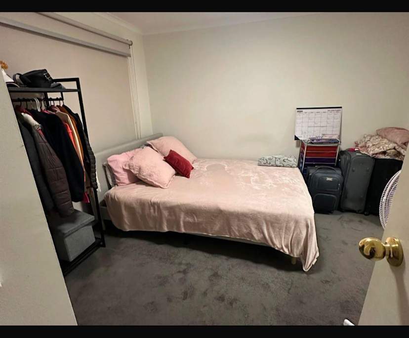 Furnished room with ensuite in a share house