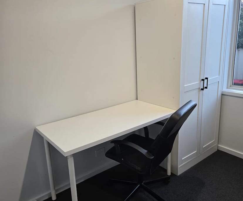 Room in a share house