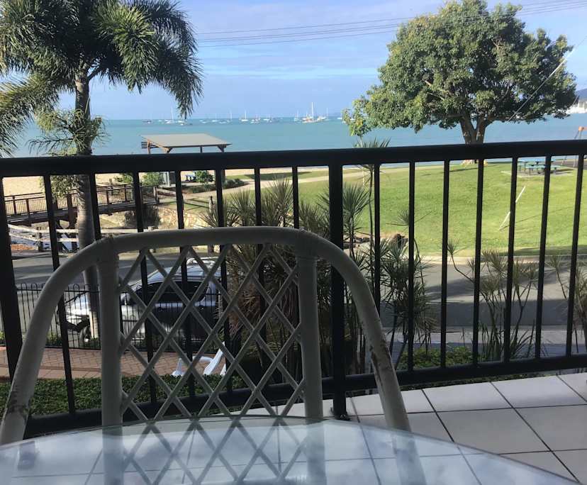 $330, Flatshare, 2 bathrooms, Cannonvale QLD 4802