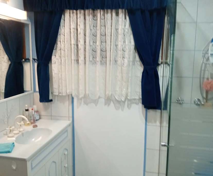 Furnished room with ensuite in a share house