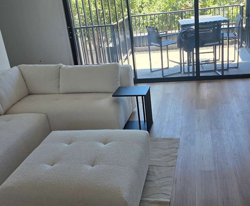 Furnished room with own bathroom