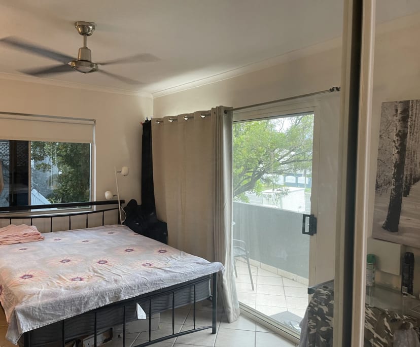 Room for Rent in Cairns North, Cairns 225, Furnis...
