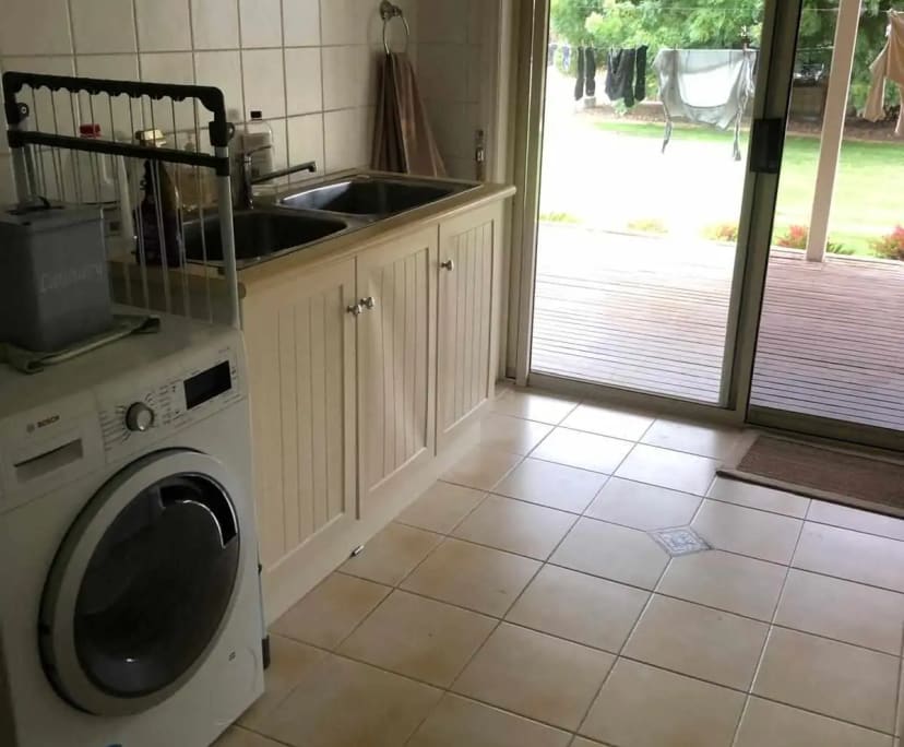 $250-300, Share-house, 3 rooms, Lara VIC 3212, Lara VIC 3212