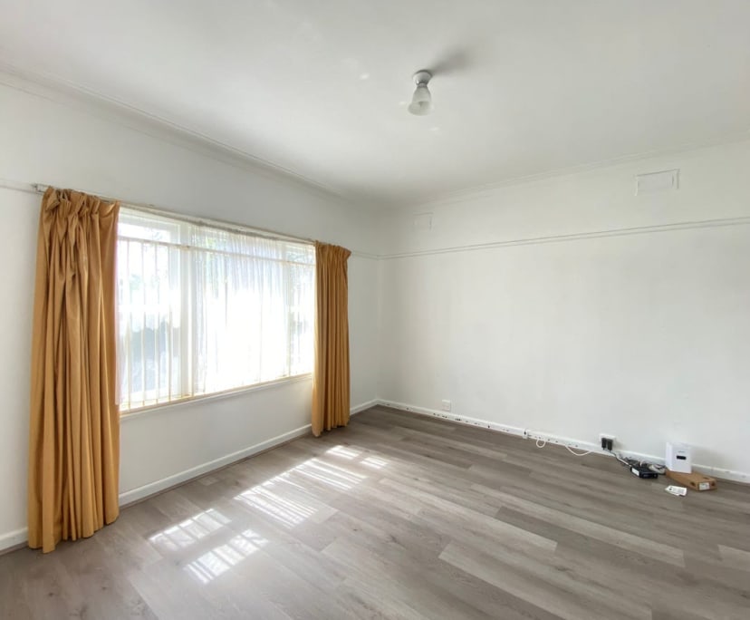 Unfurnished room in a share house