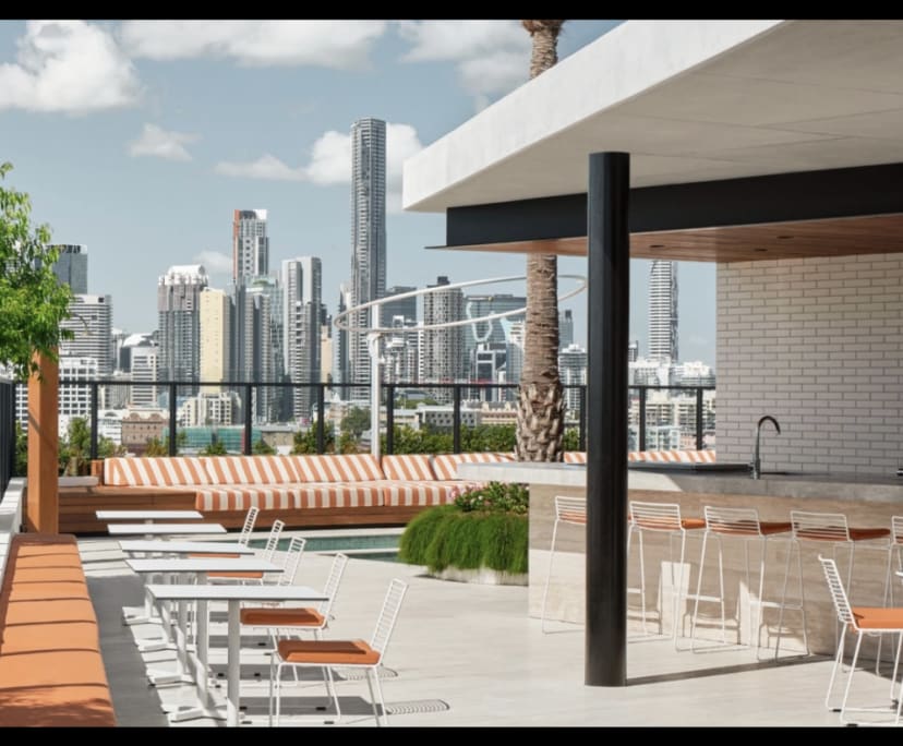 $600, Flatshare, 2 bathrooms, Newstead QLD 4006