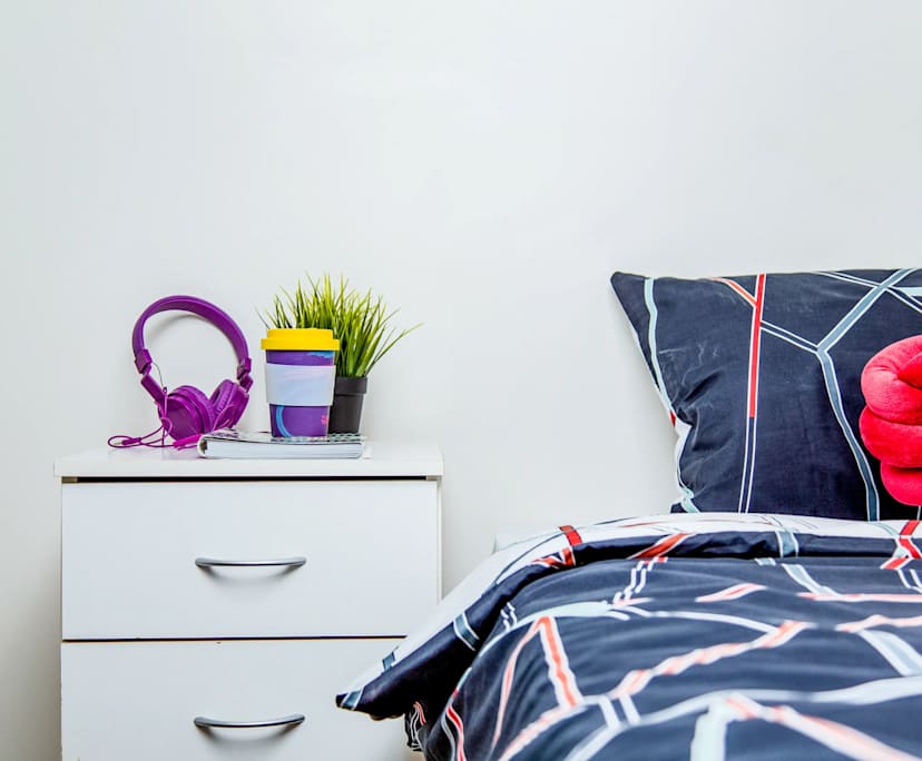 $300, Student-accommodation, 6 bathrooms, Kelvin Grove QLD 4059