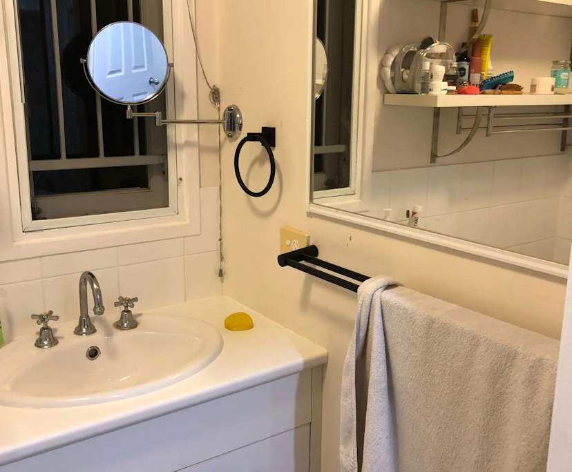 $300, Share-house, 2 bathrooms, Everton Park QLD 4053