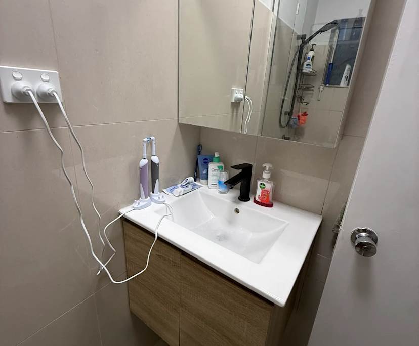 Furnished room in a flatshare