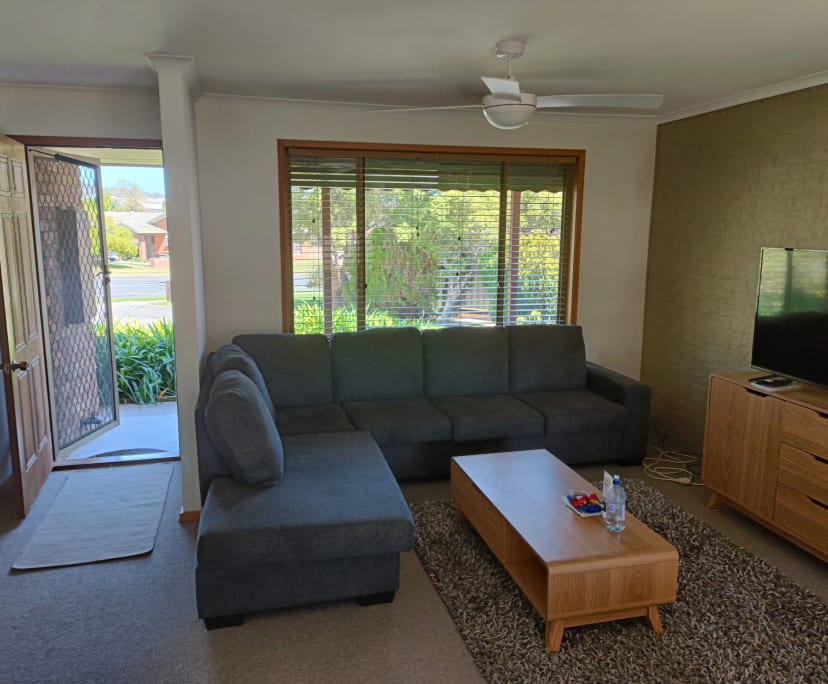 Room for Rent in Wodonga, VIC 200, Furnished, Sha...