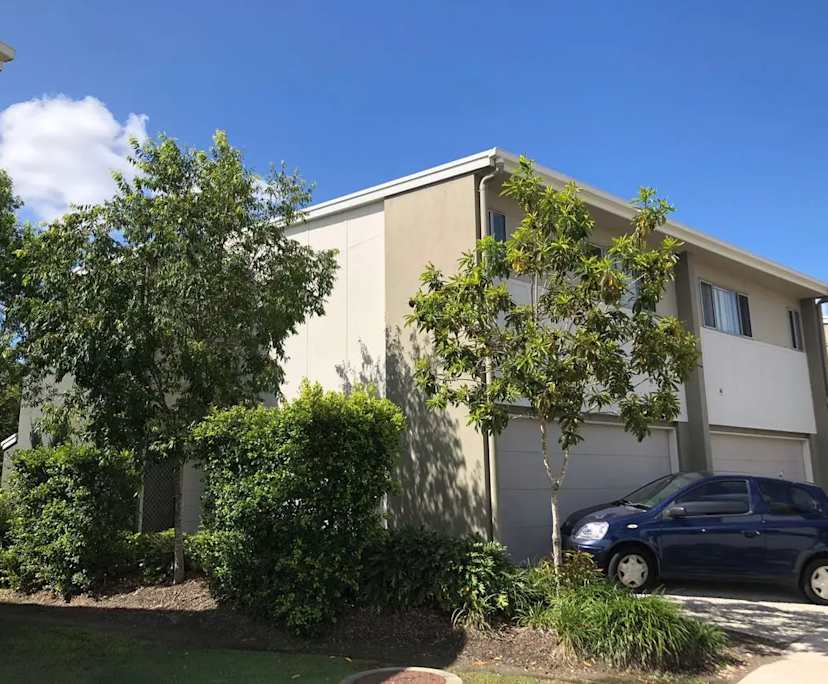 Room in a share house