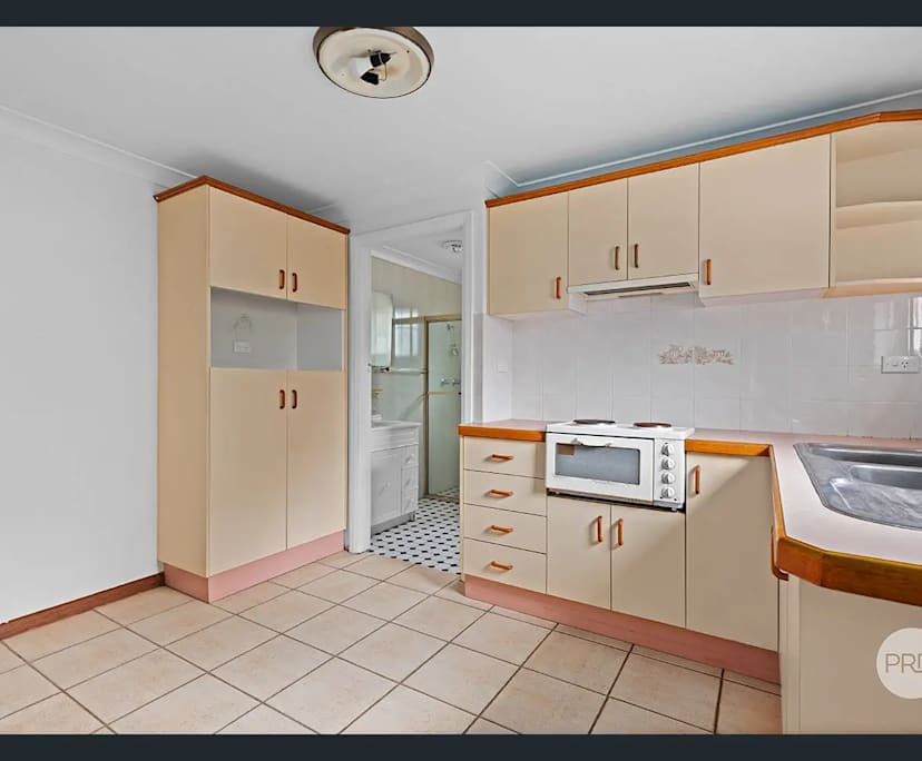 $790, Whole-property, 3 bathrooms, Carlton NSW 2218