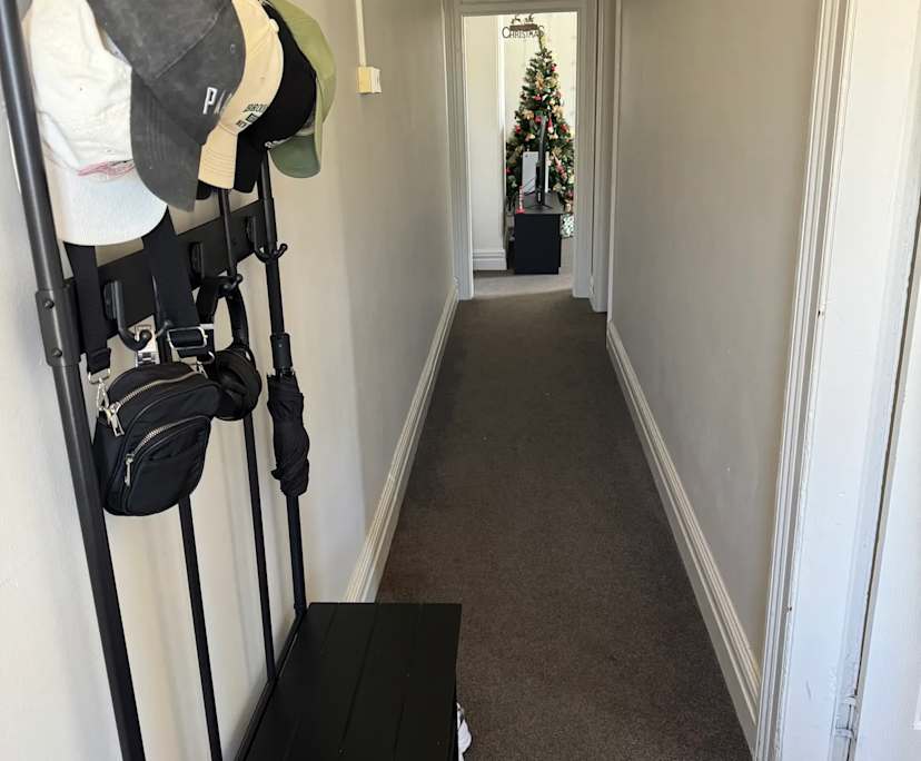 $750, 1-bed, 1 bathroom, Arncliffe NSW 2205