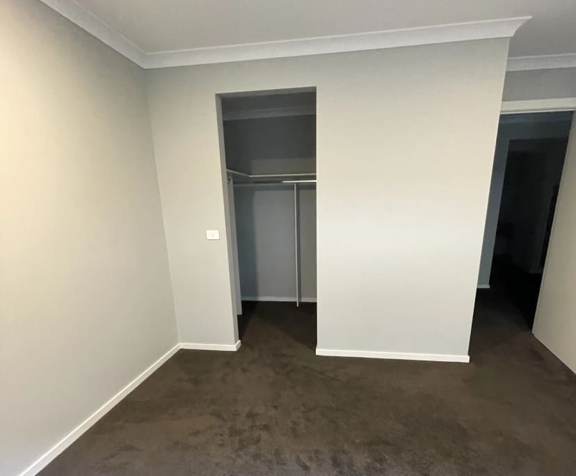 Unfurnished room in a share house