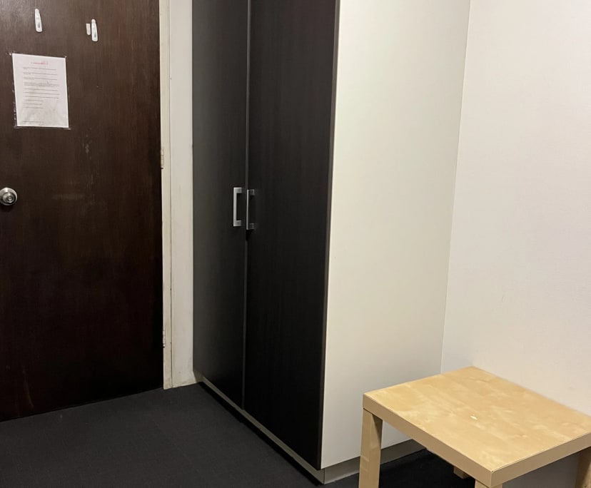 Furnished room in a share house