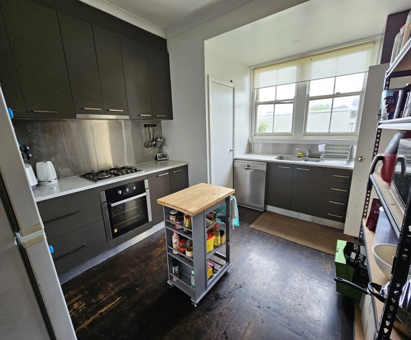 Room for Rent in Ballarat North, VIC 200, Unfurni...