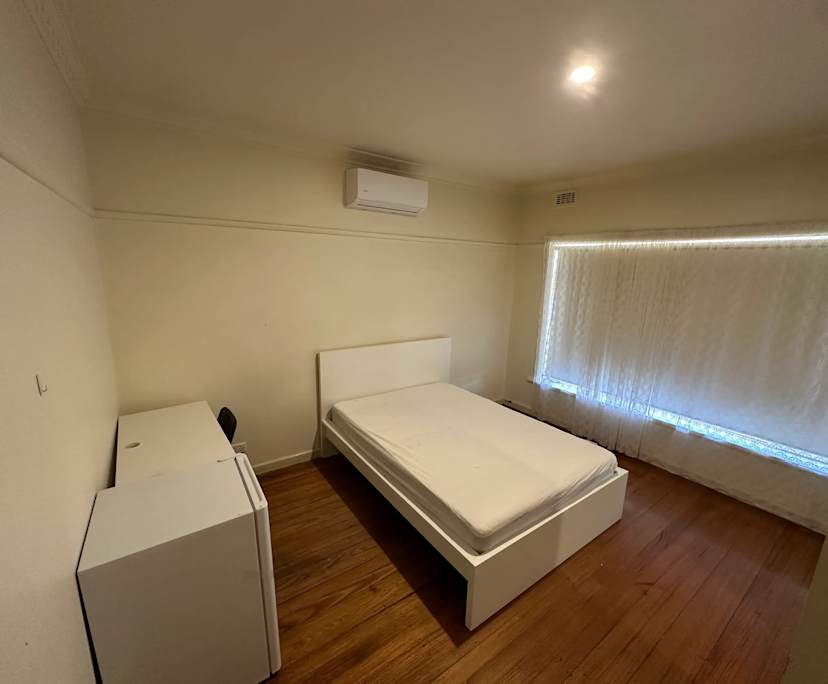 $225, Share-house, 6 bathrooms, Kingsbury VIC 3083