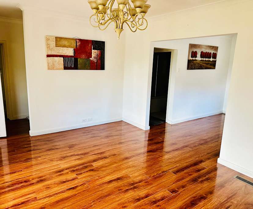 Whole property with 3 rooms for rent