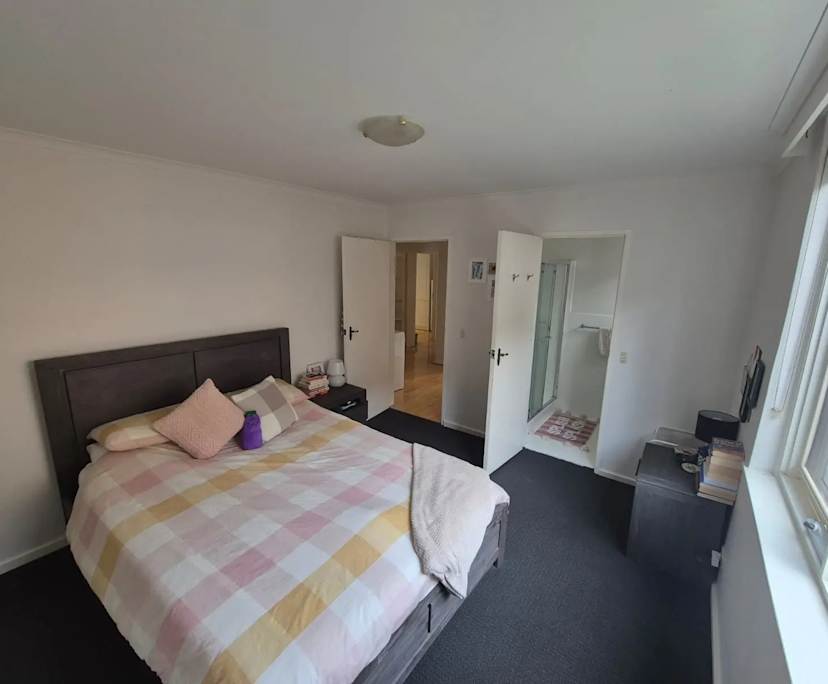 Unfurnished room with own bathroom