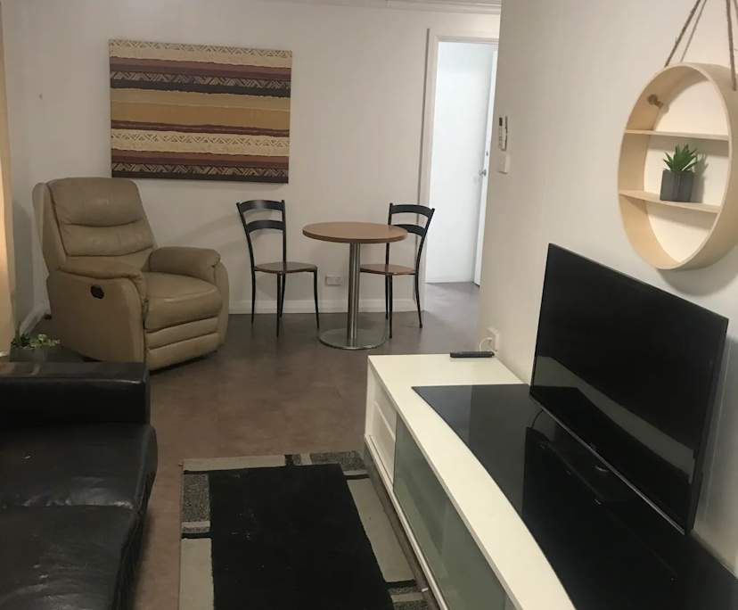 Furnished room in a flatshare