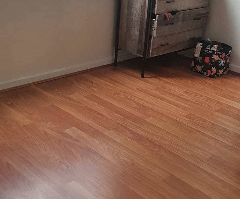 Unfurnished room in a flatshare