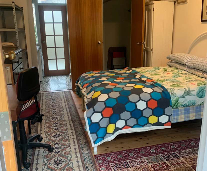Furnished room studio flat for rent